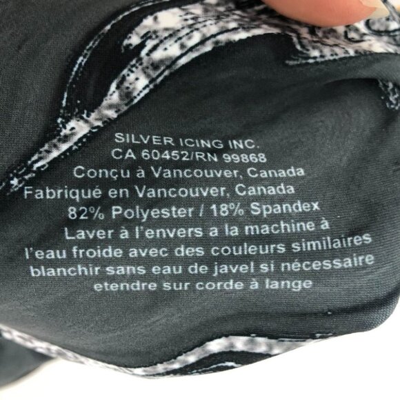 Silver Icing black and grey marble swirl cropped athletic leggings - Picture 3 of 13